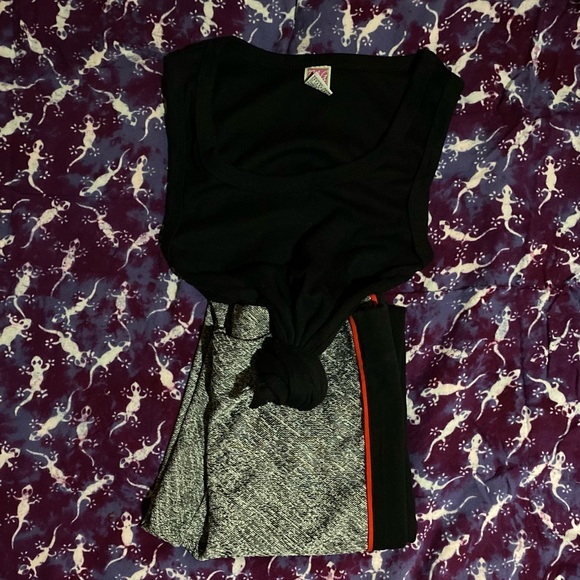 Express yoga pants with high waist and plenty of starch w/movement New condition - Picture 6 of 8